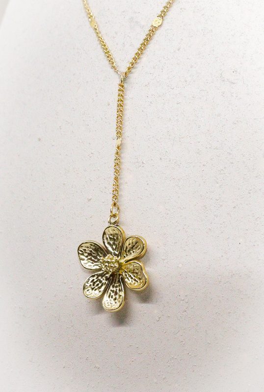 collier pendentif fleur