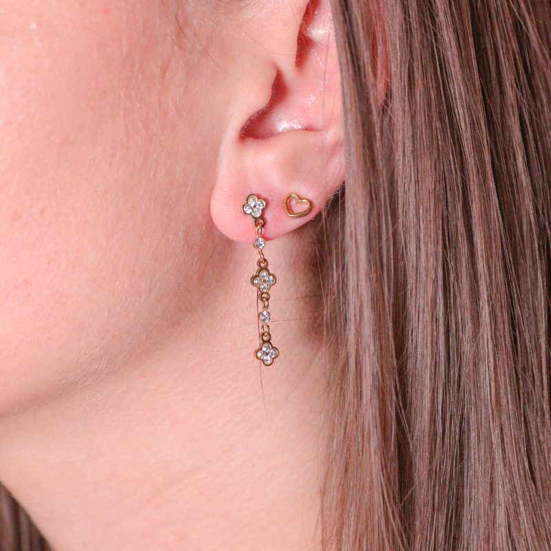 boucles d'oreilles pendantes doré et petites fleurs à strass